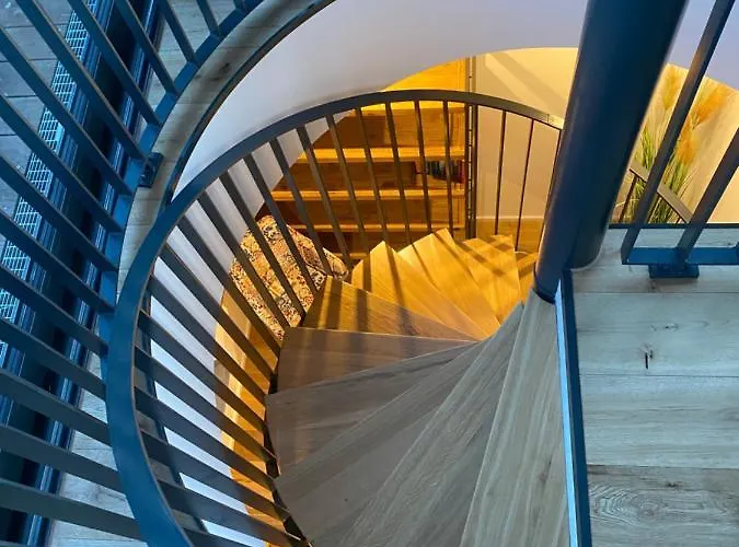 Erba Insel 140qm Penthouse