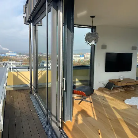 Erba Insel 140qm Penthouse Apartament *